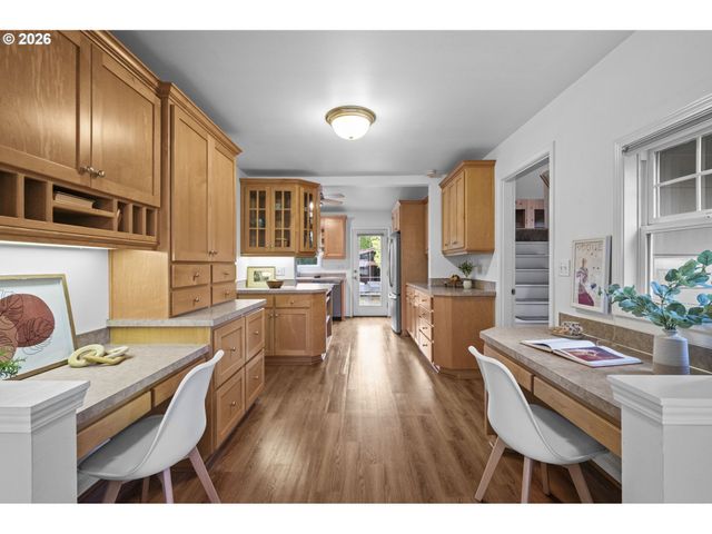 2944 Se 115TH Ave, Portland, OR 97266