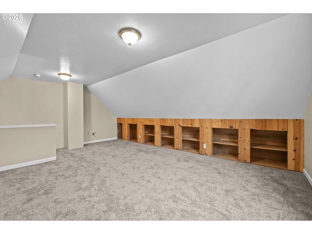 2944 Se 115TH Ave, Portland, OR 97266