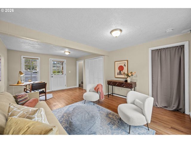 2944 Se 115TH Ave, Portland, OR 97266