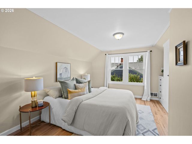 2944 Se 115TH Ave, Portland, OR 97266