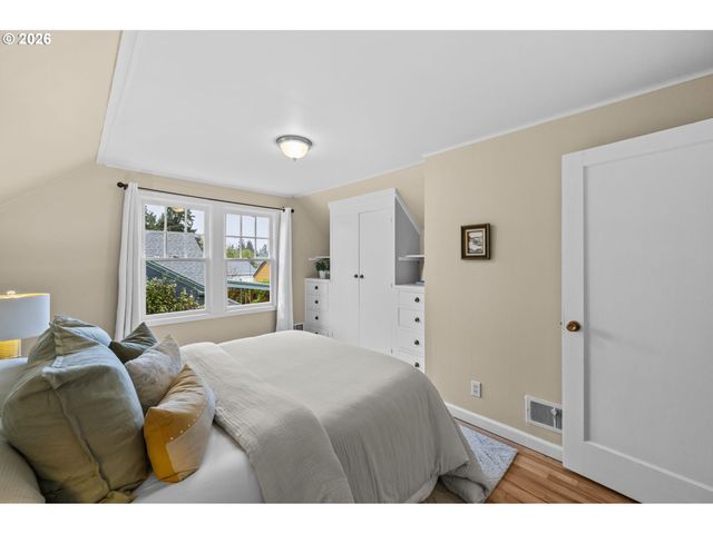 2944 Se 115TH Ave, Portland, OR 97266