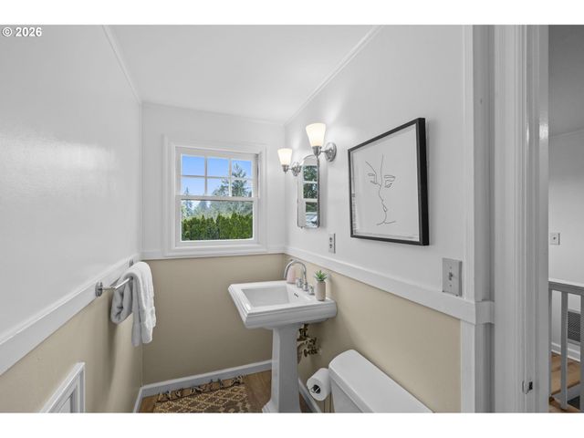 2944 Se 115TH Ave, Portland, OR 97266