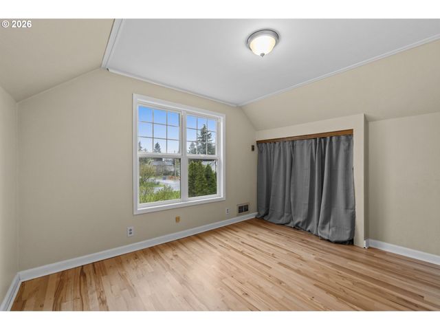 2944 Se 115TH Ave, Portland, OR 97266