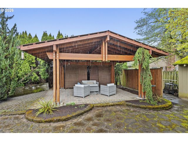 2944 Se 115TH Ave, Portland, OR 97266