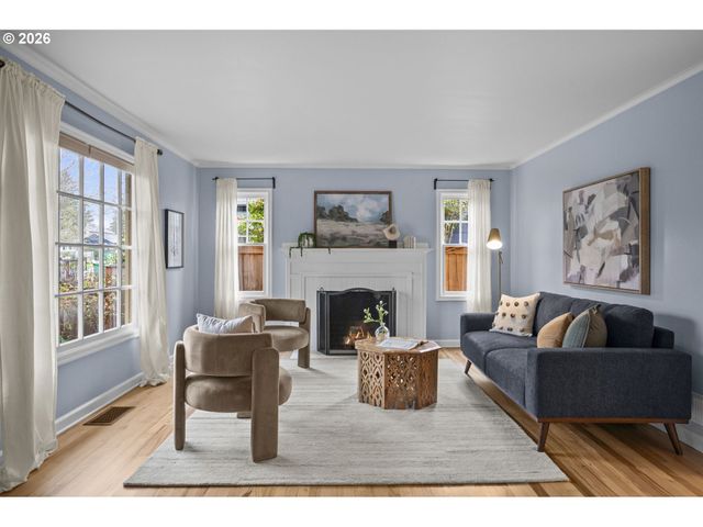 2944 Se 115TH Ave, Portland, OR 97266