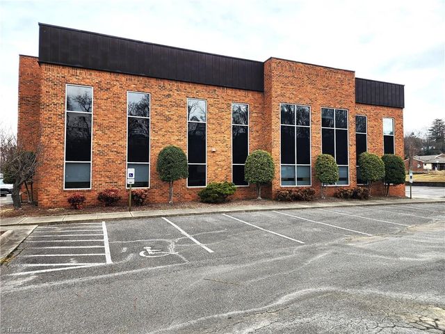 436 Hadley Street, Mount Airy, NC 27030