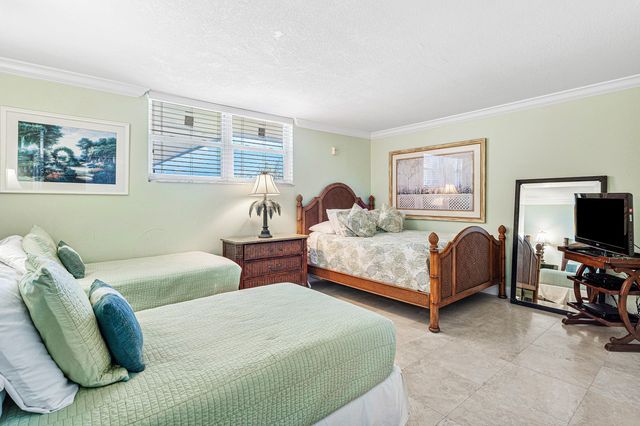 2080 E Hillsboro Boulevard 407, Deerfield Beach, FL 33441