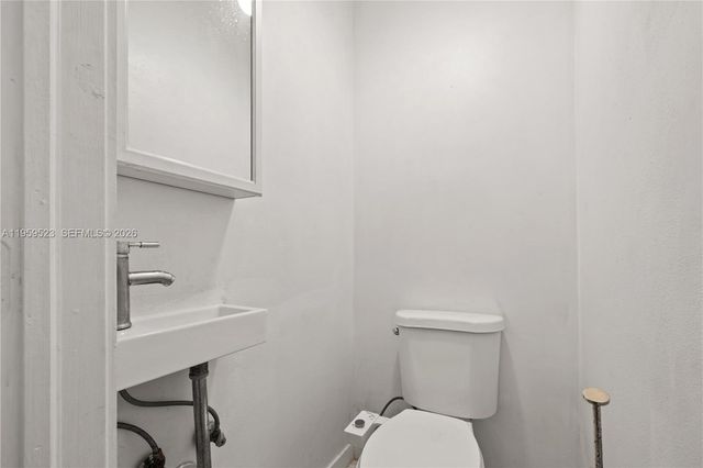 1051 NE 86th St, Miami, FL 33138