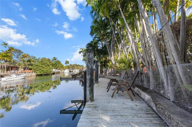 1051 NE 86th St, Miami, FL 33138