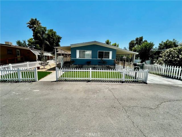 21100 State st 3, San Jacinto, CA 92583