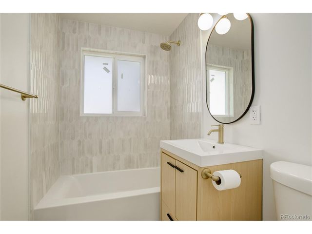 3056 S Galapago St, Englewood, CO 80110