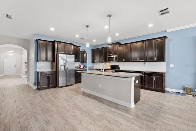 5870 ALENLON WAY, Mount Dora, FL 32757