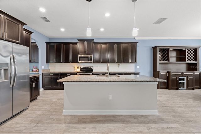 5870 ALENLON WAY, Mount Dora, FL 32757