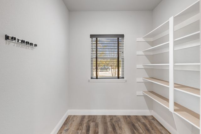 1045 Churchill Lane, Millsap, TX 76066