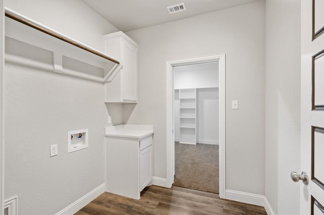 1045 Churchill Lane, Millsap, TX 76066