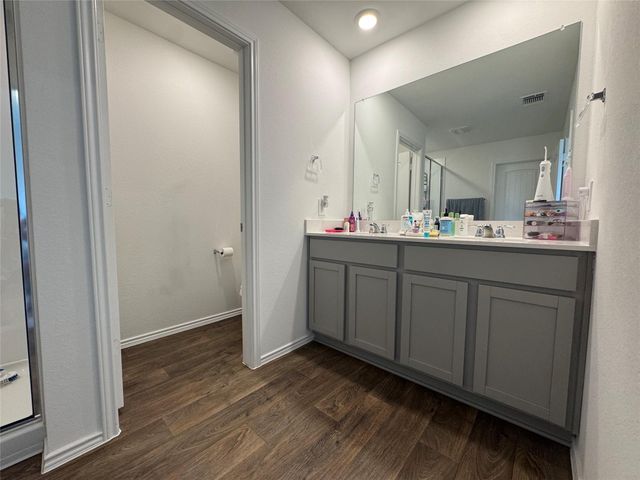 120 Gerasa DR, Uhland, TX 78640