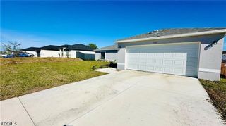 1105 NE 6th PL, Cape Coral, FL 33909