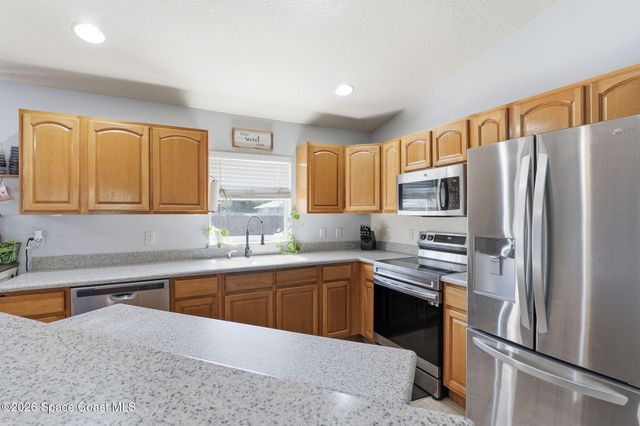 1120 Savannah Street SE, Palm Bay, FL 32909