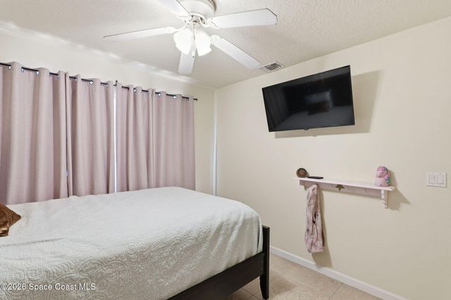 1120 Savannah Street SE, Palm Bay, FL 32909