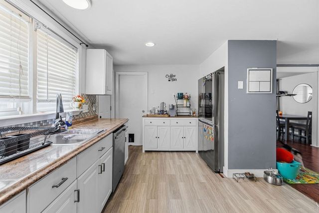 38 Liberty St, New Bedford, MA 02740