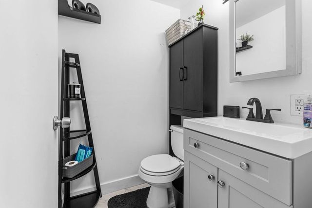 38 Liberty St, New Bedford, MA 02740