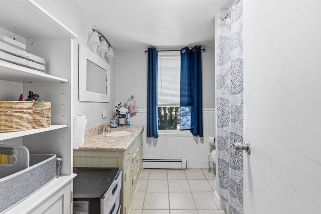 38 Liberty St, New Bedford, MA 02740