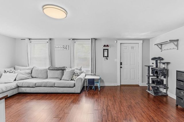 38 Liberty St, New Bedford, MA 02740