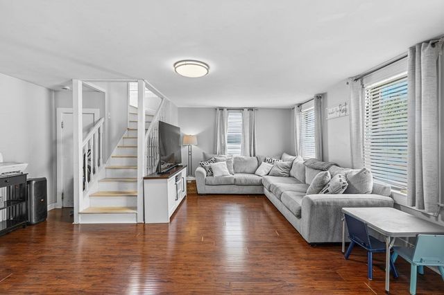 38 Liberty St, New Bedford, MA 02740