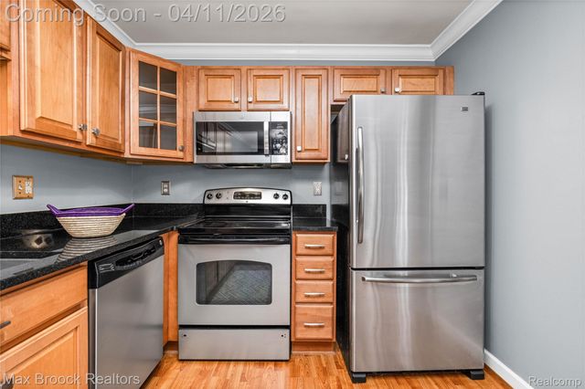 2671 Roundtree Drive Roundtree Drive 4, Troy, MI 48083