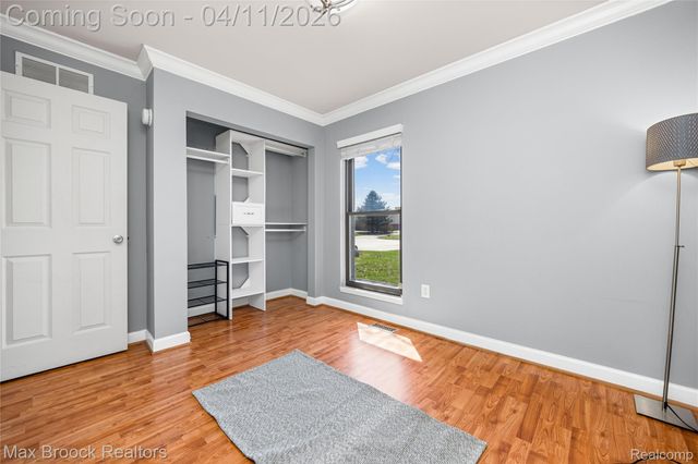 2671 Roundtree Drive Roundtree Drive 4, Troy, MI 48083