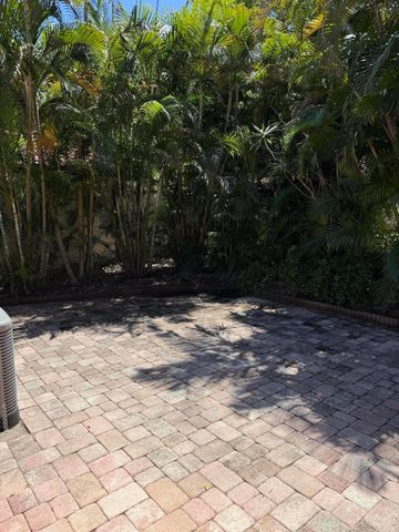 337 Knob Hill Boulevard, Boca Raton, FL 33431