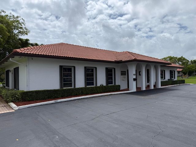 337 Knob Hill Boulevard, Boca Raton, FL 33431