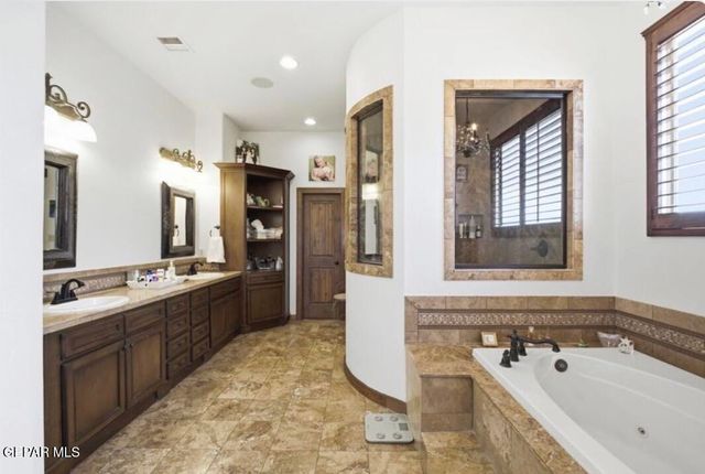 6259 FRANKLIN HAWK Avenue, El Paso, TX 79912