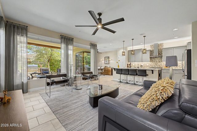 13175 W LONE TREE Trail, Peoria, AZ 85383