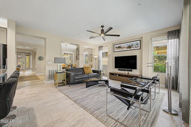 13175 W LONE TREE Trail, Peoria, AZ 85383
