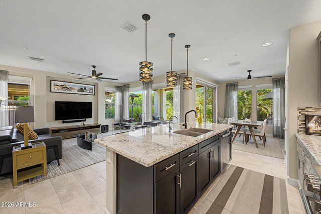 13175 W LONE TREE Trail, Peoria, AZ 85383