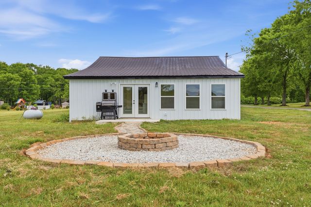 1142 Miller Rd, Lewisburg, TN 37091
