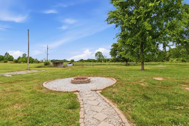 1142 Miller Rd, Lewisburg, TN 37091