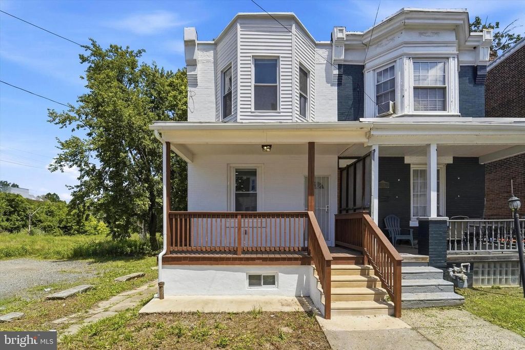 1131 PARKER ST, Chester, PA 19013