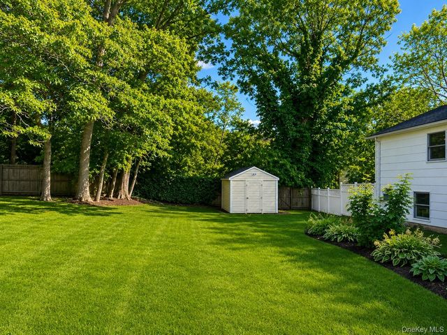 27 Wedgewood Drive, Coram, NY 11727