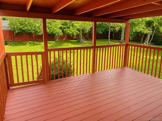 27 Wedgewood Drive, Coram, NY 11727