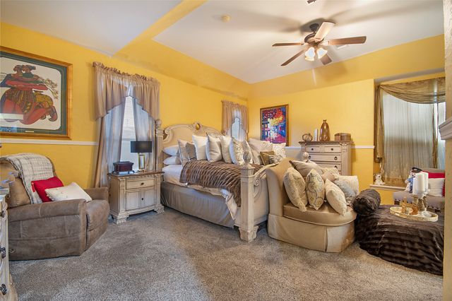 663 E Sandra Lane, Grand Prairie, TX 75052