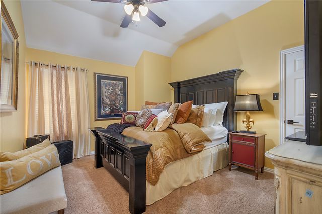 663 E Sandra Lane, Grand Prairie, TX 75052
