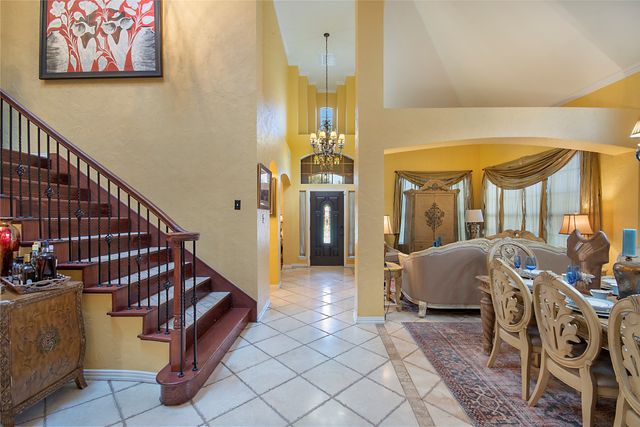 663 E Sandra Lane, Grand Prairie, TX 75052