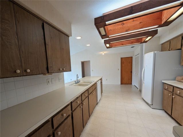 7006 120TH STREET, Seminole, FL 33772