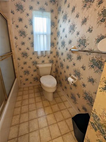 7006 120TH STREET, Seminole, FL 33772