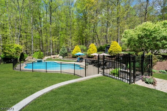 89 Catswamp Rd, Allamuchy Twp., NJ 07840