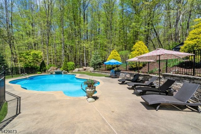 89 Catswamp Rd, Allamuchy Twp., NJ 07840