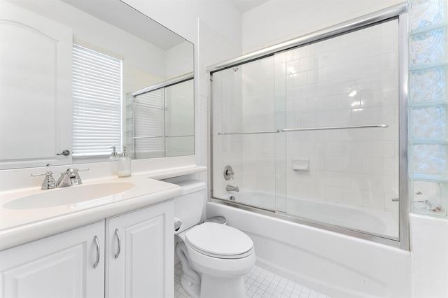 638 NW 38th Circle, Boca Raton, FL 33431
