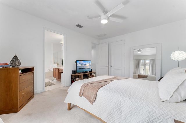 638 NW 38th Circle, Boca Raton, FL 33431